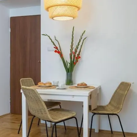 June B Appartement *